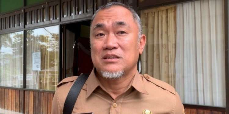 Pengerjaan Jalan Aki Balak Tinggal Finishing